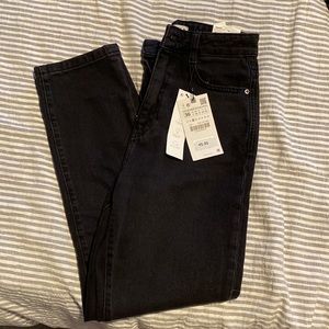 Zara Mom Fit Black Slim Jeans